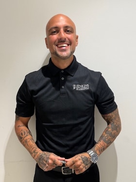 Staff member Sean Namin from ID_b3dd0e123fab