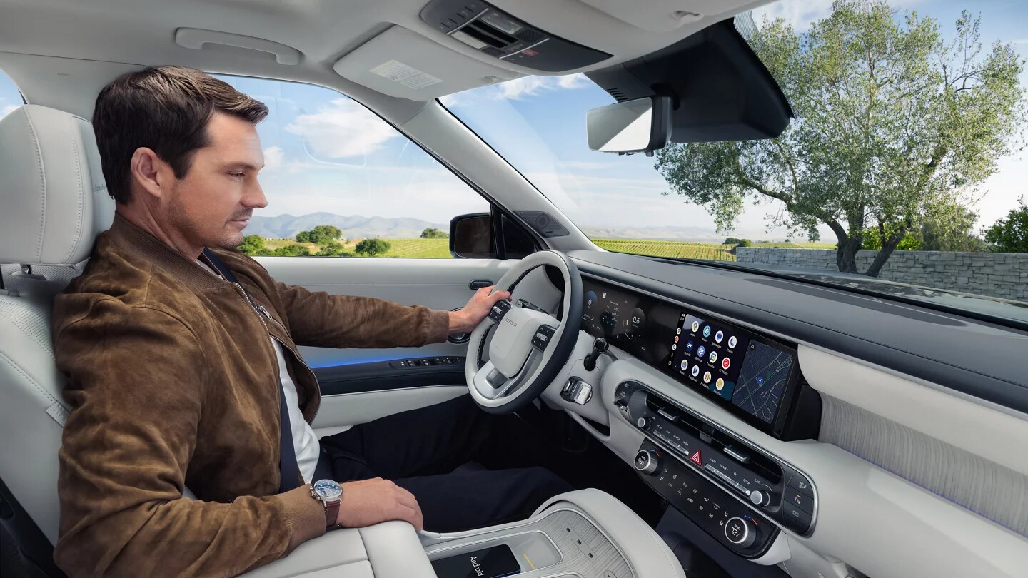 2026-hyundai-palisade-driver-safety-and-tech.png