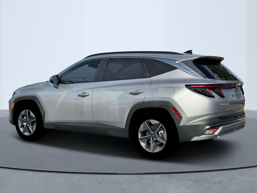 New 2026 Hyundai Tucson SEL Premium FWD SUV