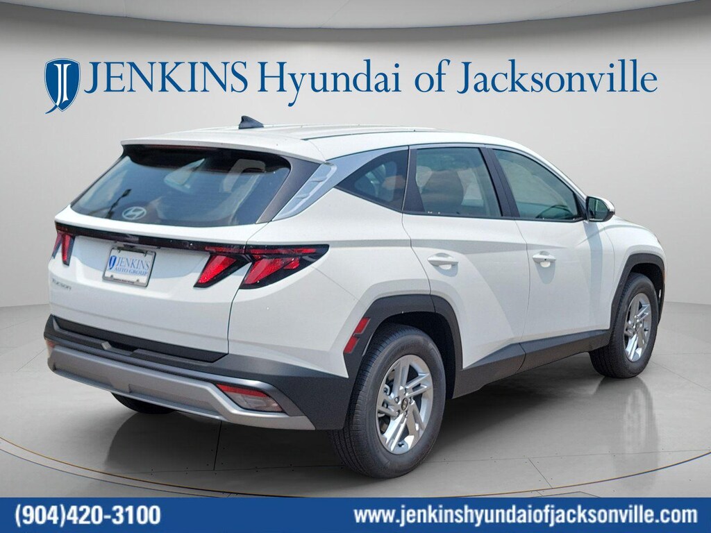 New 2026 Hyundai Tucson SE FWD SUV