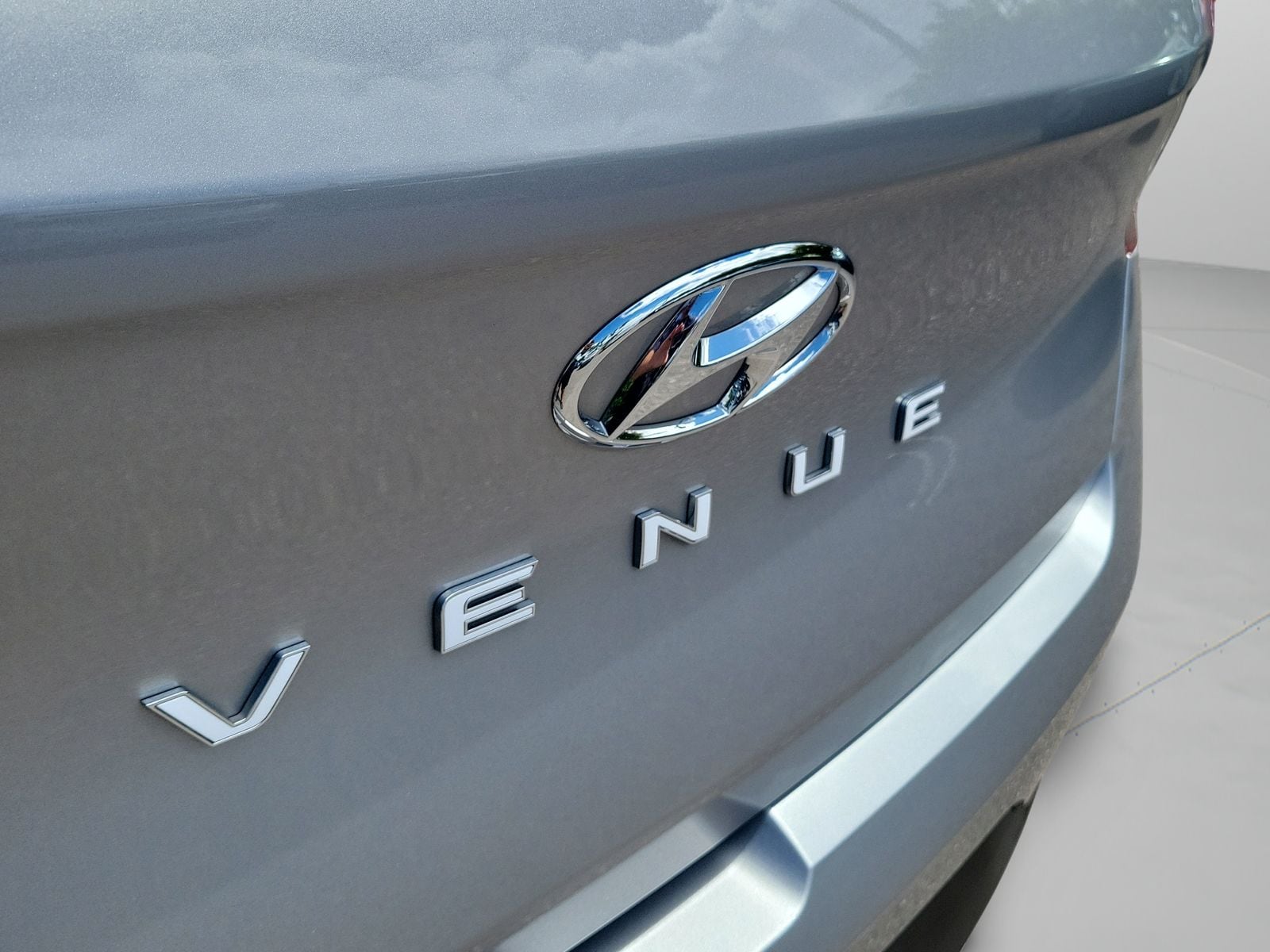 2025 Hyundai Venue SE - Photo 18