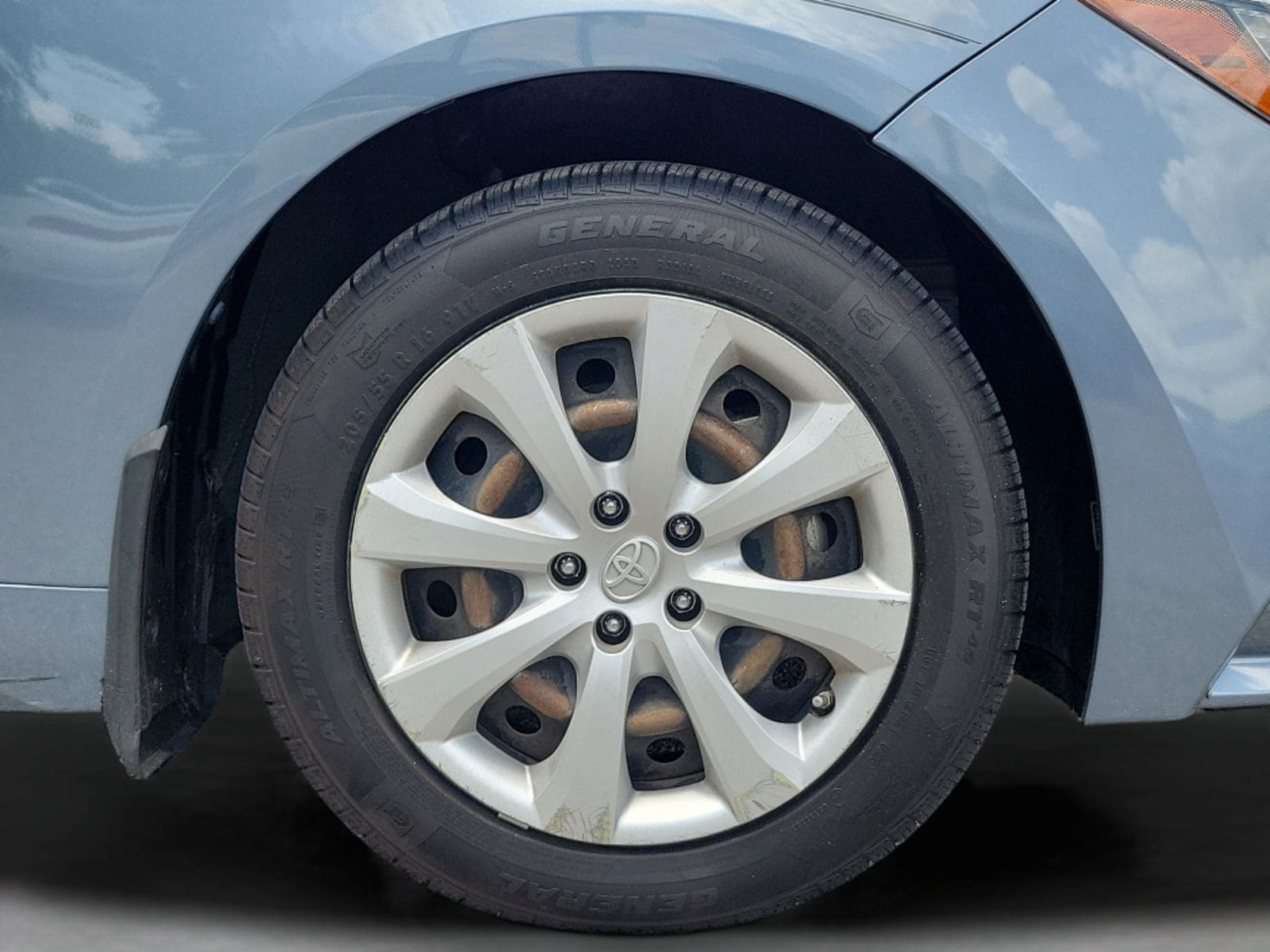 2020 Toyota Corolla LE - Photo 37