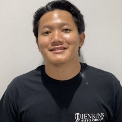 Staff member Zahkung SutJat from ID_30a46819ff31