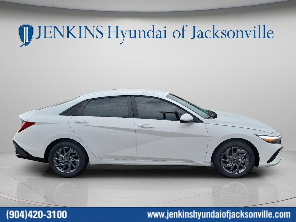 New 2026 Hyundai Elantra Hybrid Blue Sedan