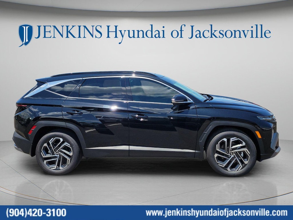 New 2026 Hyundai Tucson Limited FWD SUV