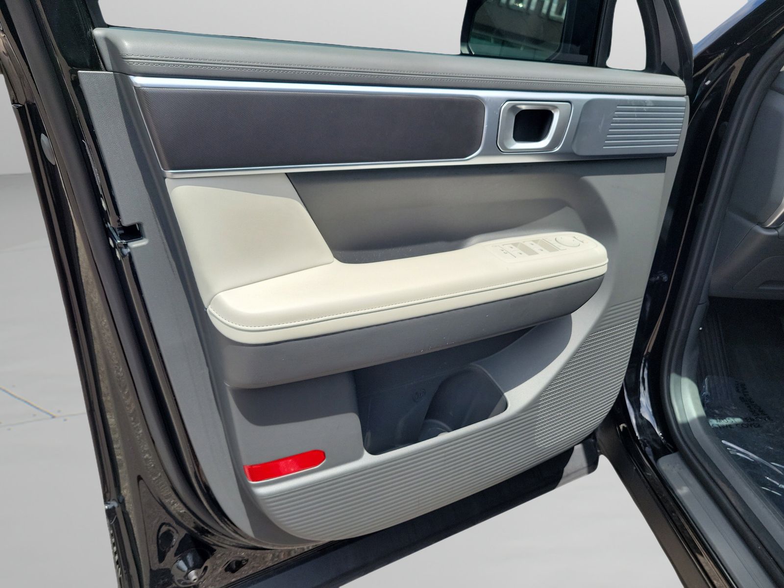 2025 Hyundai Santa Fe SEL - Photo 30
