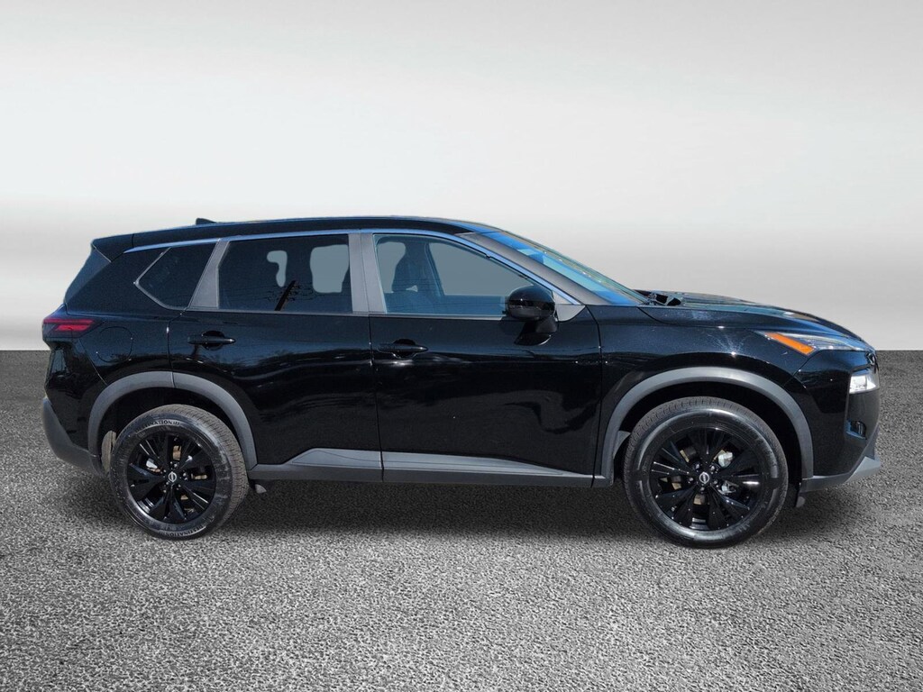 Used 2023 Nissan Rogue SV SUV