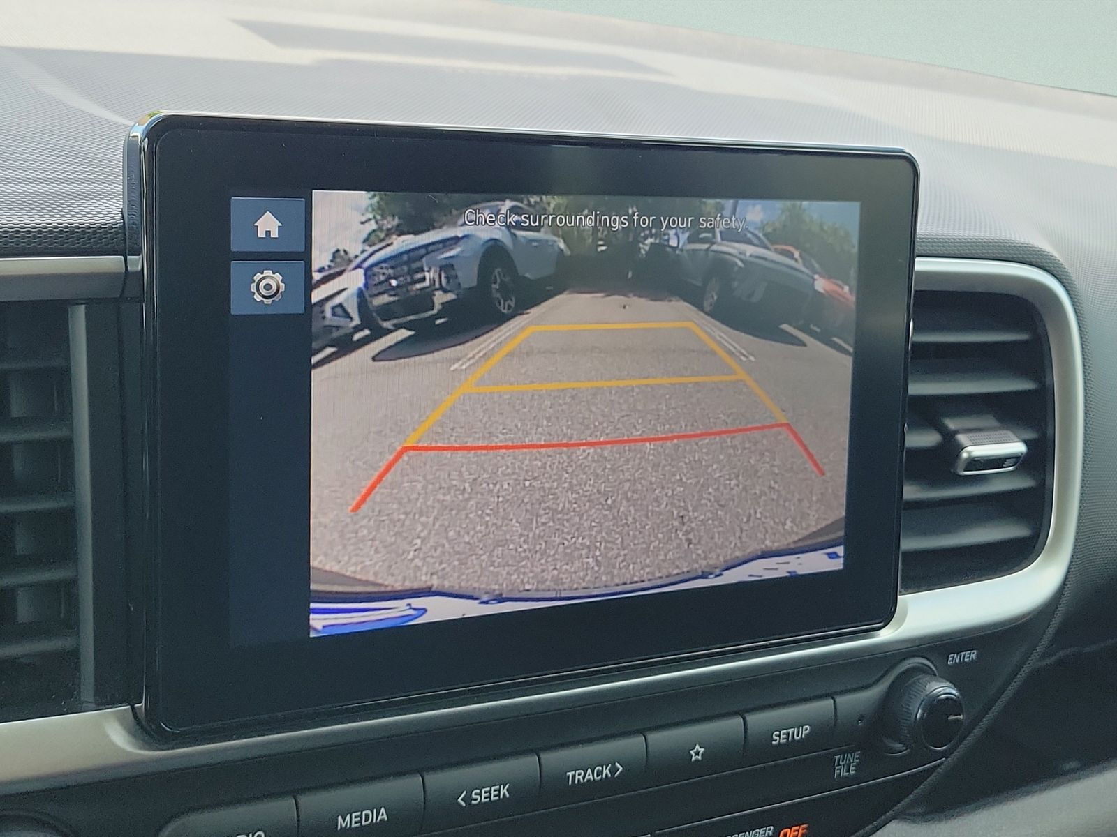 2025 Hyundai Venue SE - Photo 34
