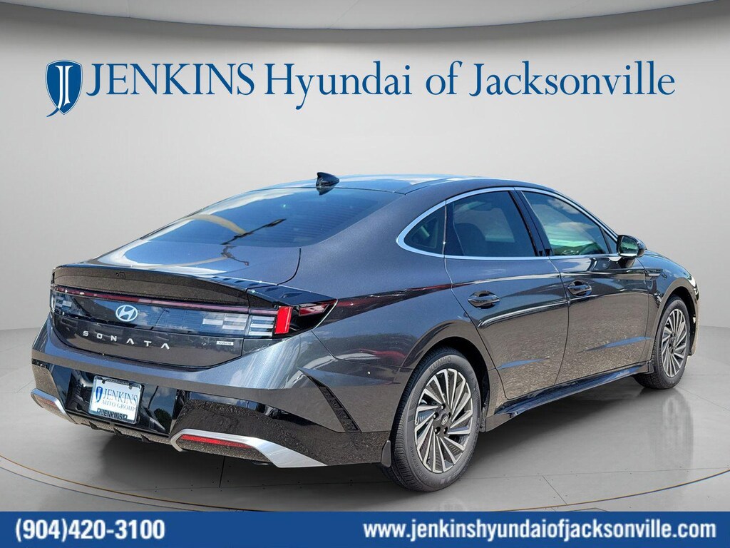 New 2026 Hyundai Sonata Hybrid SEL Sedan