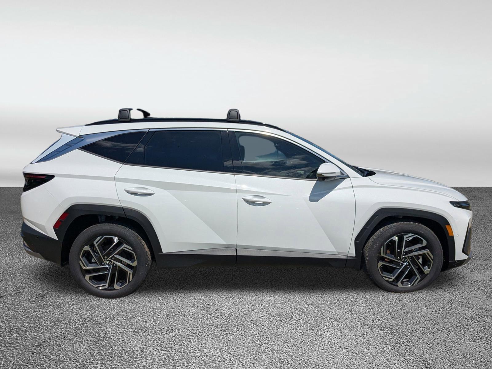 2026 Hyundai Tucson Limited photo 2