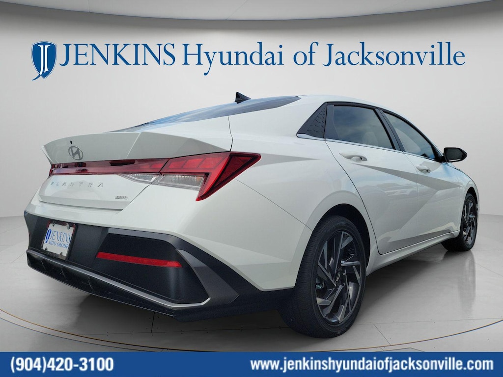 New 2026 Hyundai Elantra Hybrid Limited Sedan
