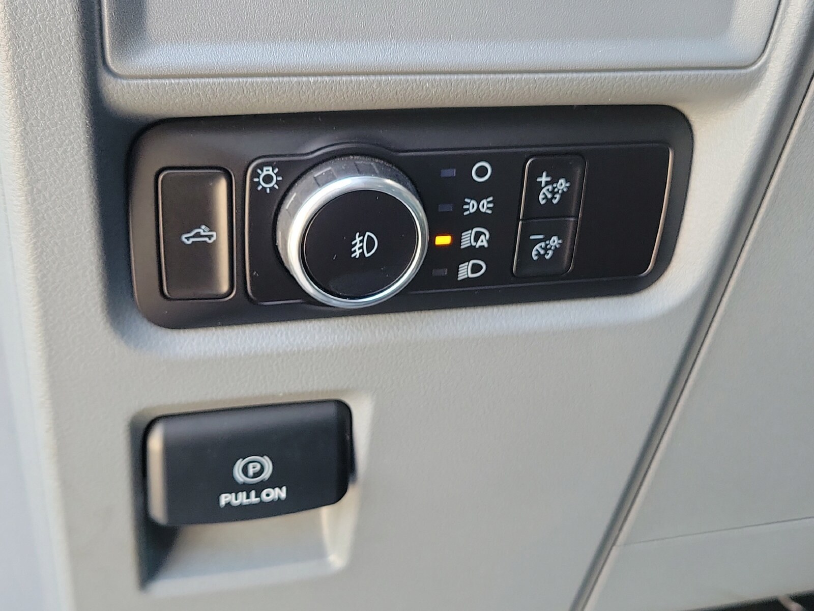 2023 Ford F-150 XLT - Photo 27