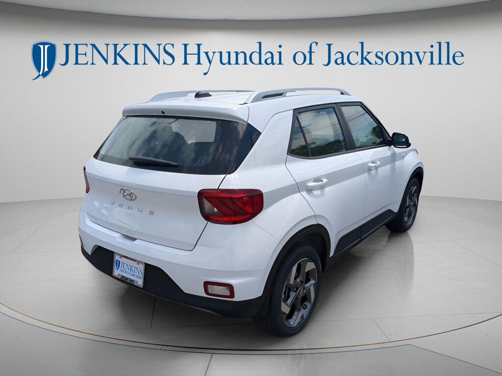 New 2025 Hyundai Venue SEL SUV