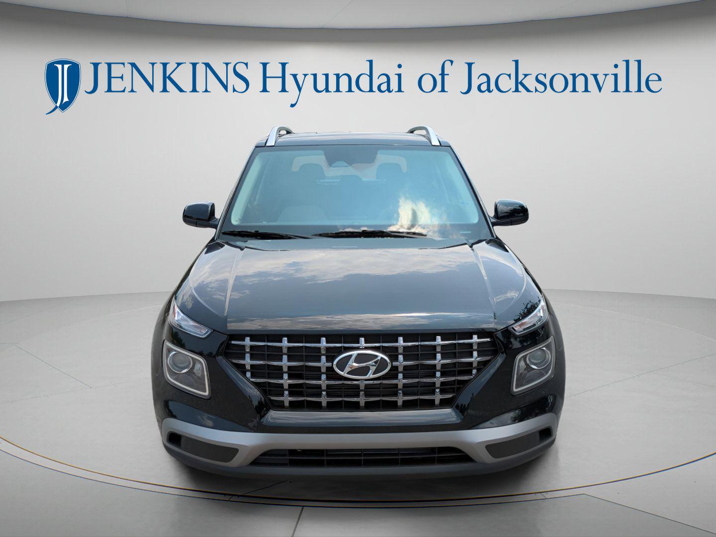 2025 Hyundai Venue SEL - Photo 14