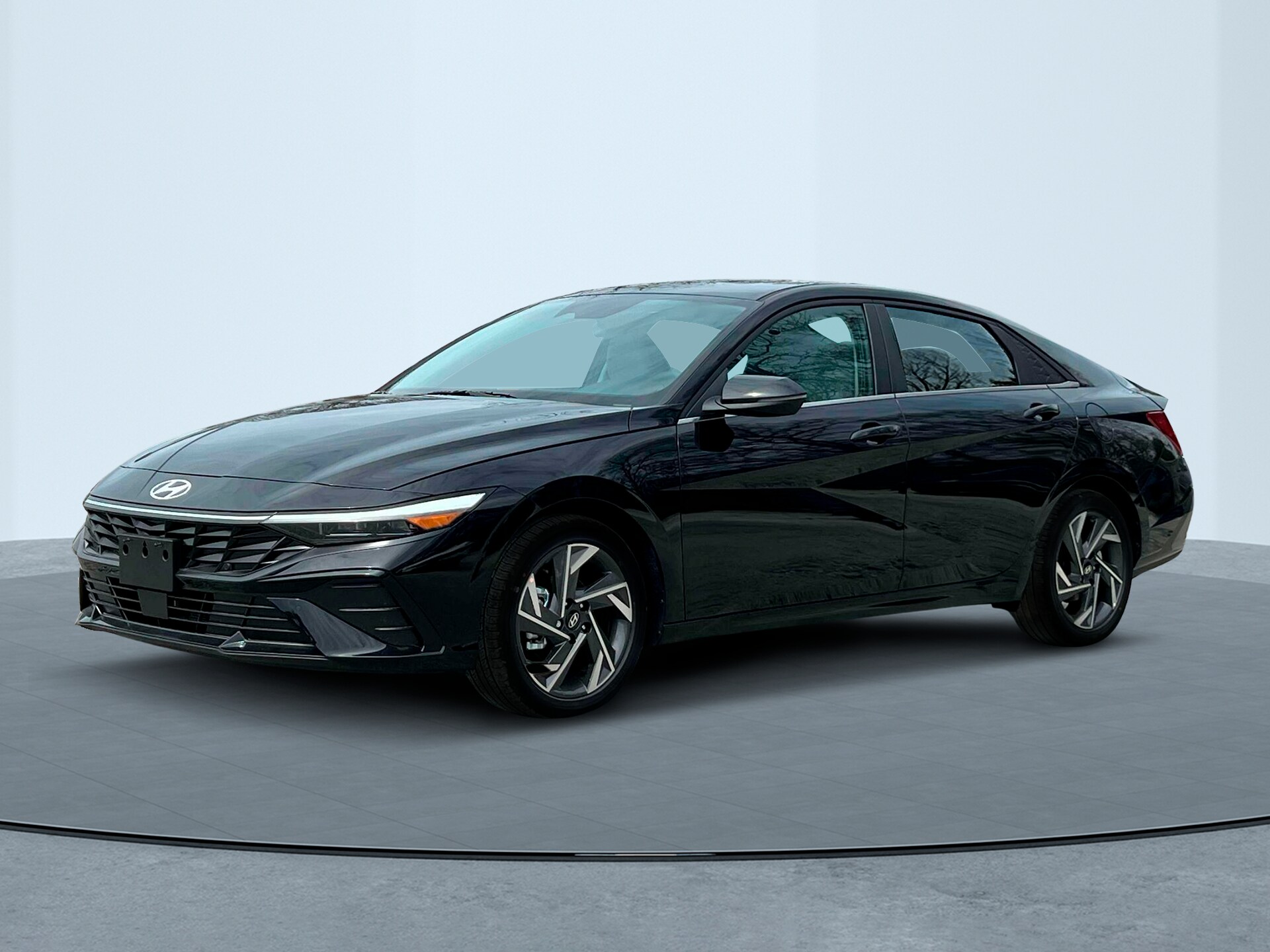 2025 Hyundai Elantra Hybrid Limited photo 2