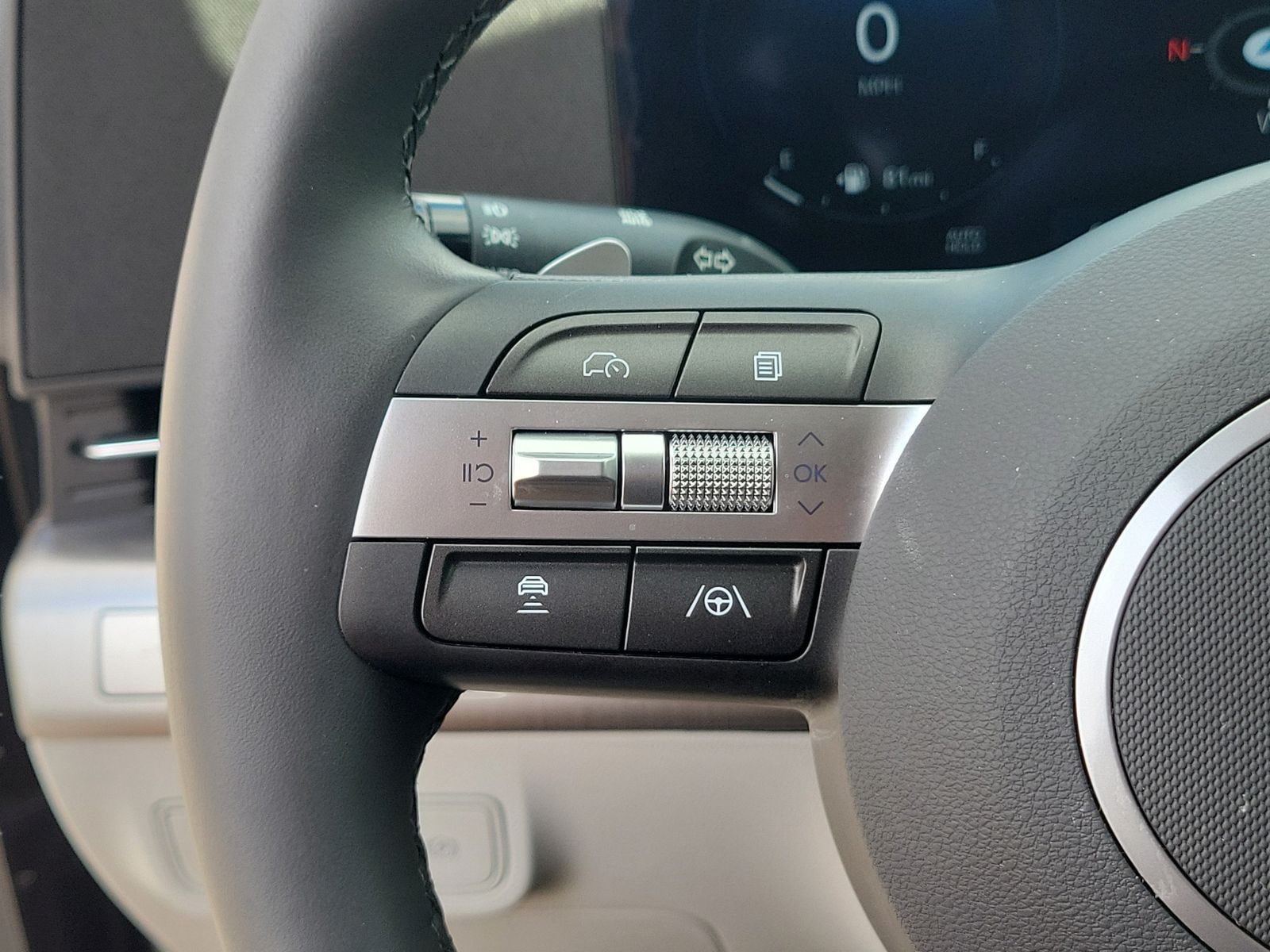 2025 Hyundai Kona Limited - Photo 29