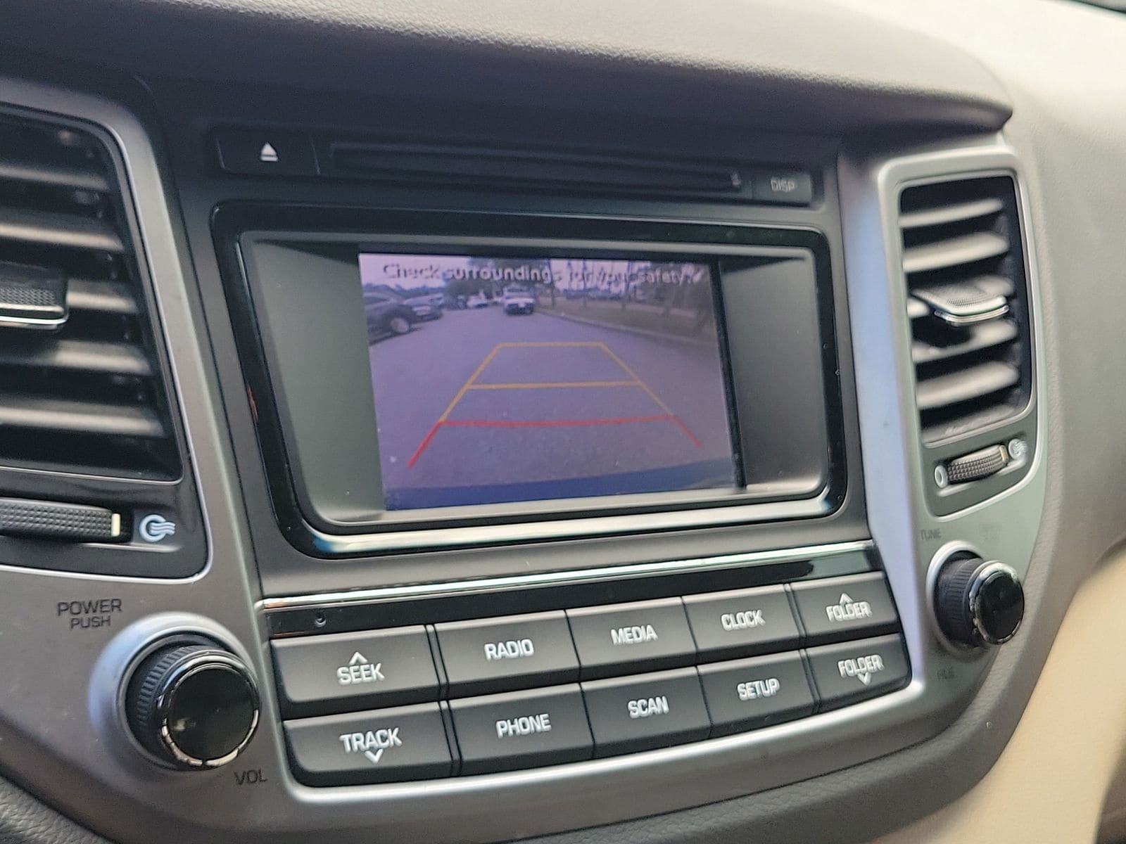 2018 Hyundai Tucson SE - Photo 32