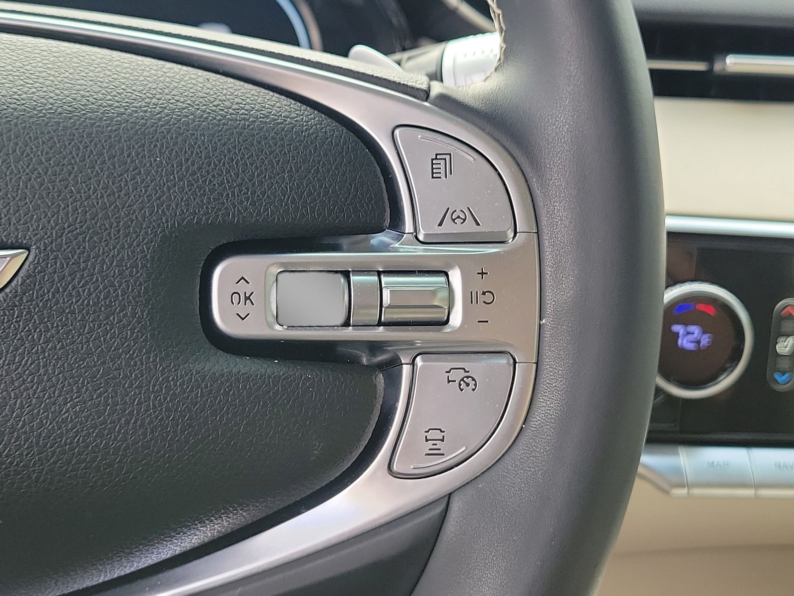2023 GENESIS GV70 Standard - Photo 31