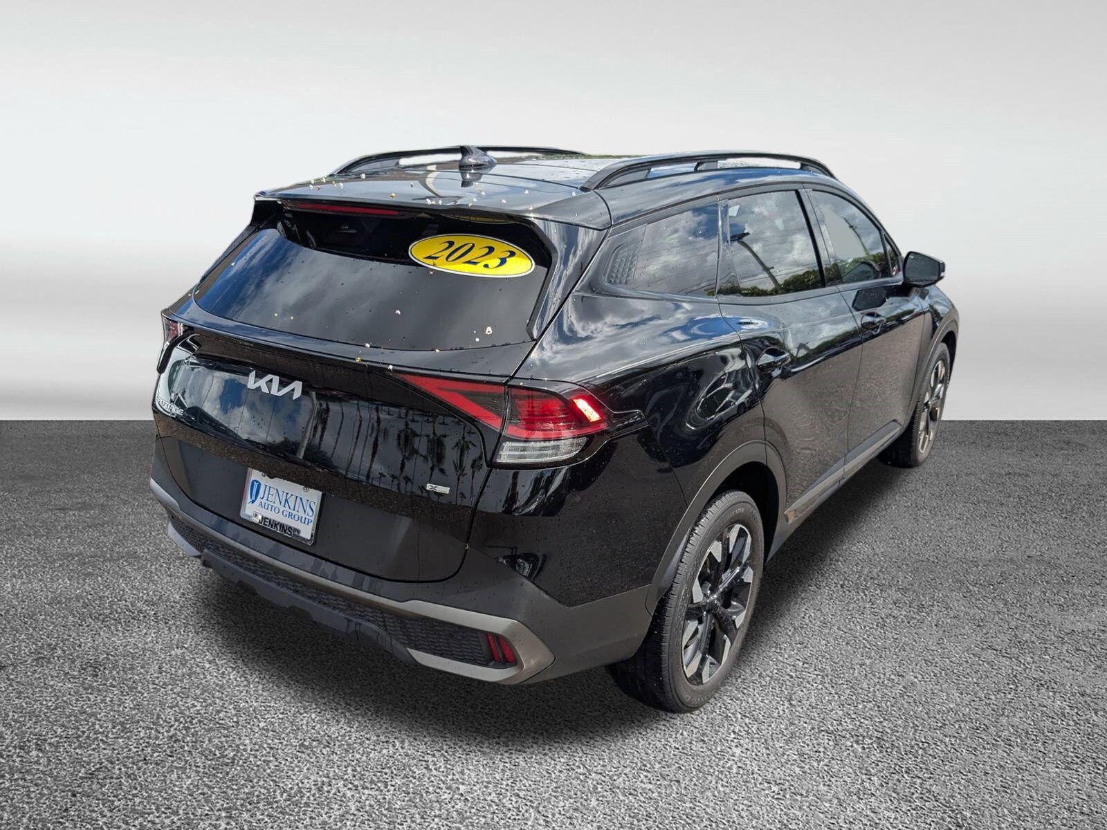 2023 Kia Sportage X-Line photo 2