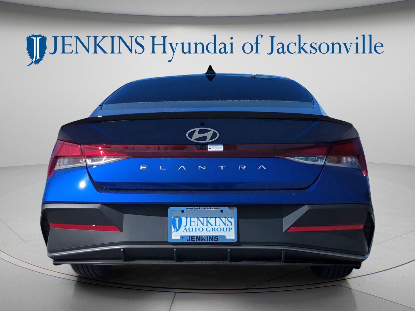 2025 Hyundai Elantra SEL - Photo 10