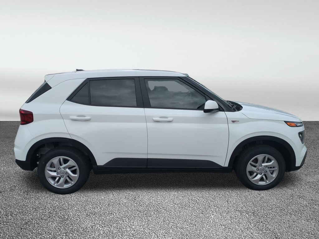 New 2026 Hyundai Venue SE SUV