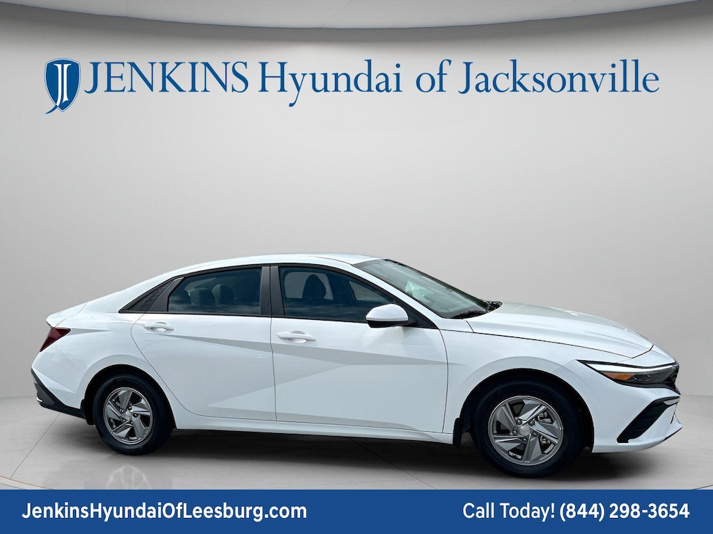 New 2026 Hyundai Elantra SE Sedan
