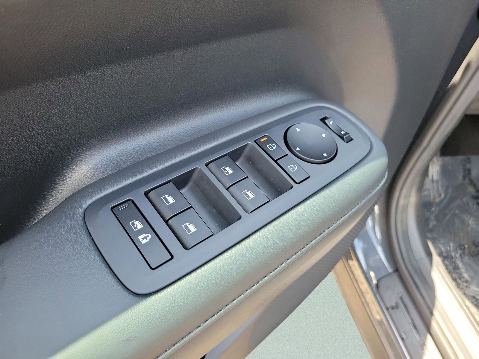 2025 Hyundai Santa Fe SEL - Photo 30