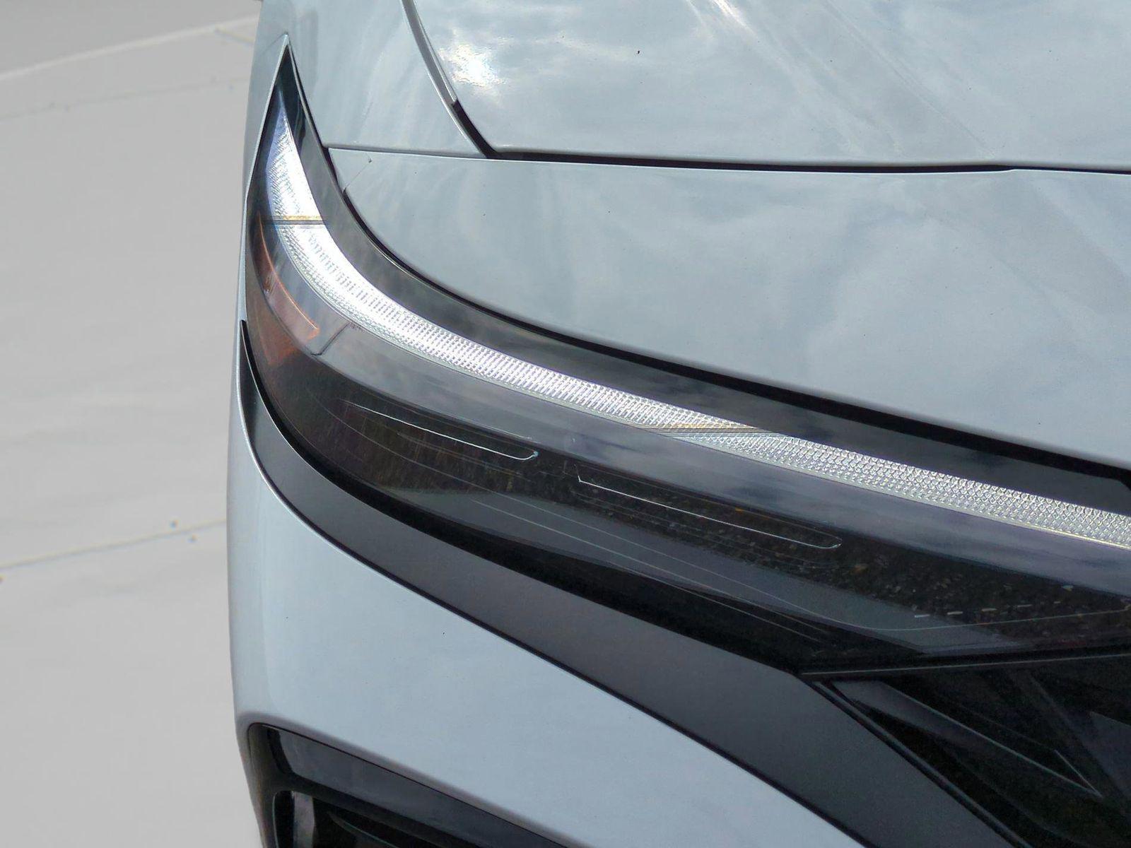 2025 Hyundai Elantra SEL - Photo 36