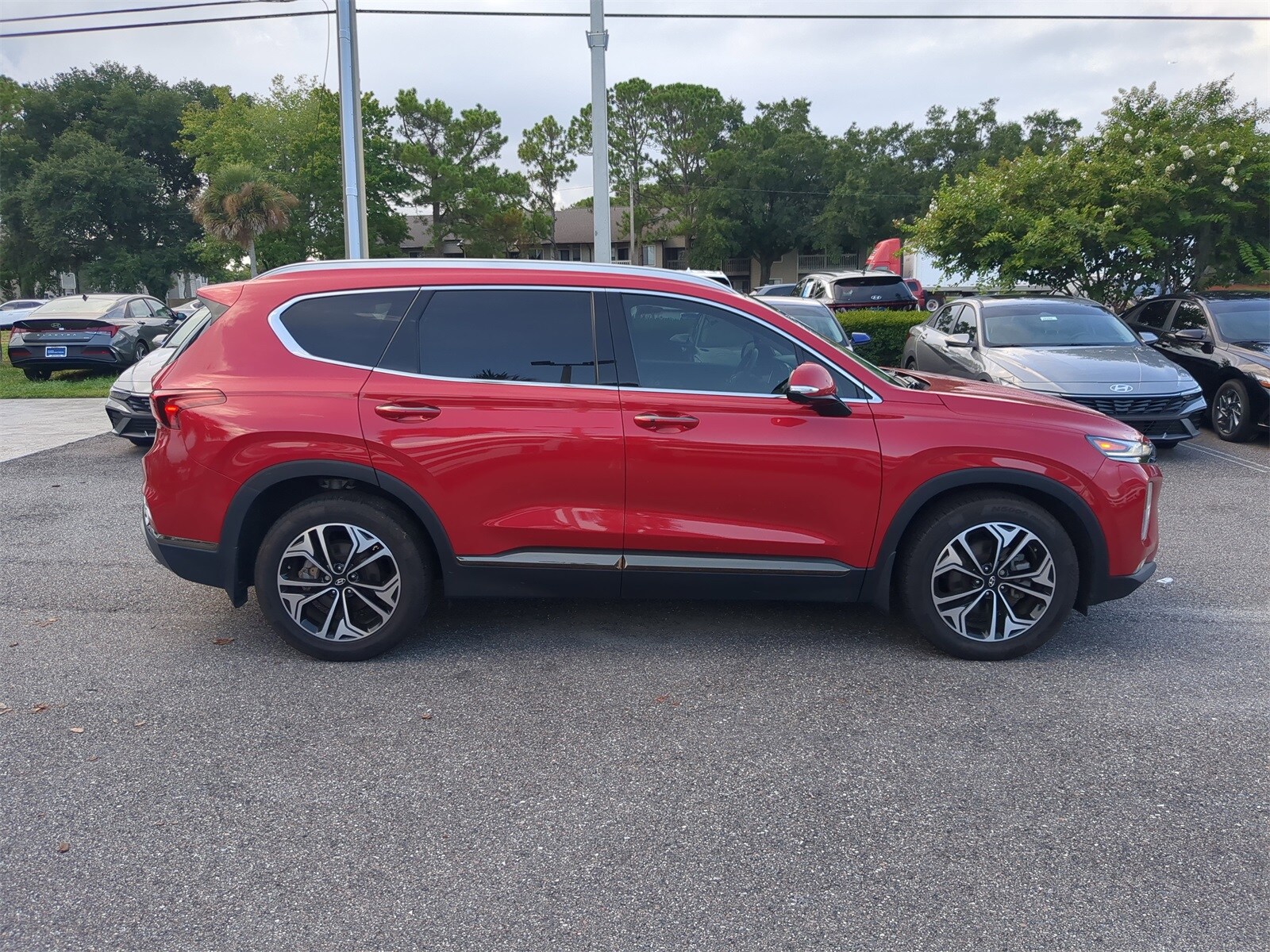 2020 Hyundai Santa Fe Limited 2.0T photo 2