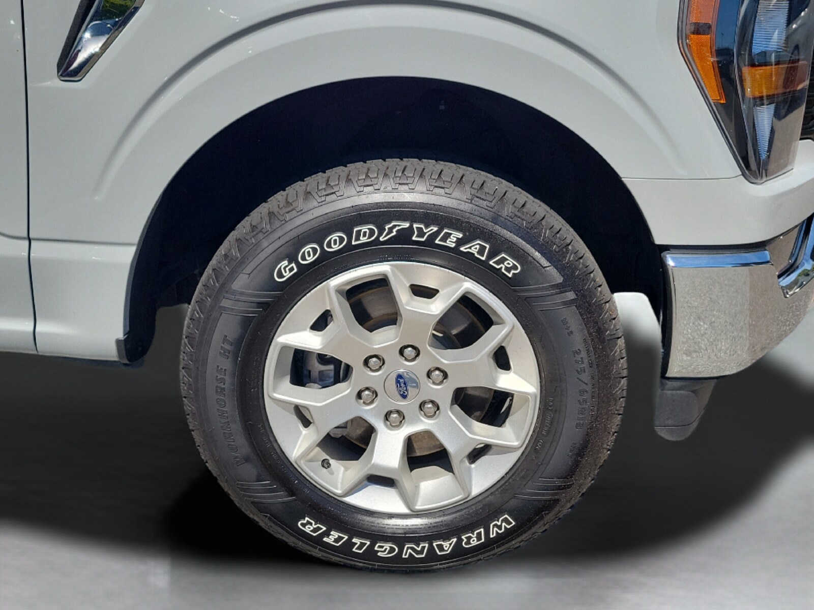 2023 Ford F-150 XLT - Photo 38