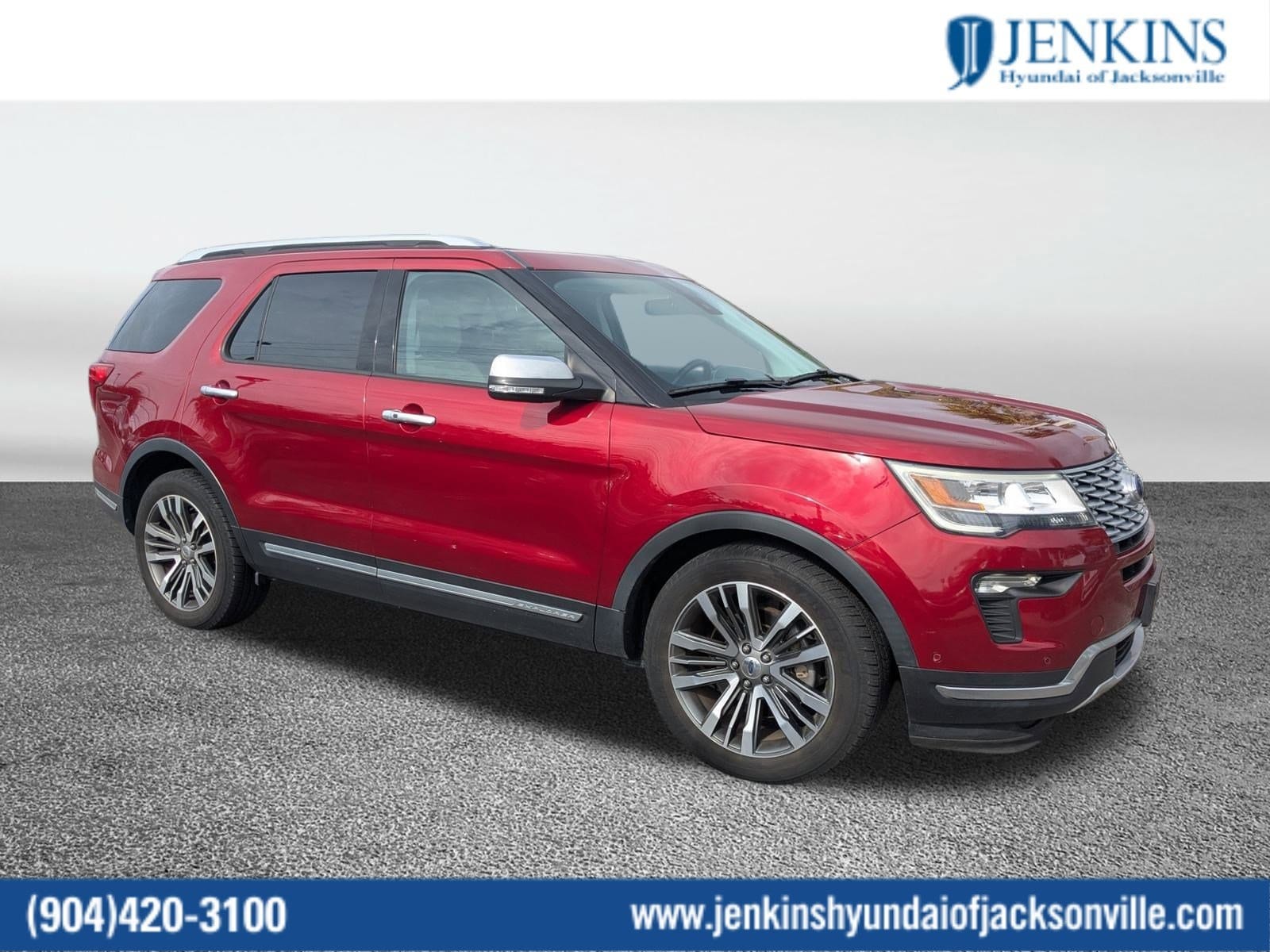 2019 Ford Explorer Platinum's photo