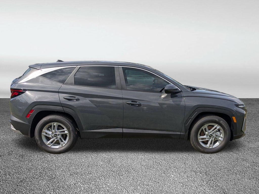 New 2026 Hyundai Tucson SE FWD SUV
