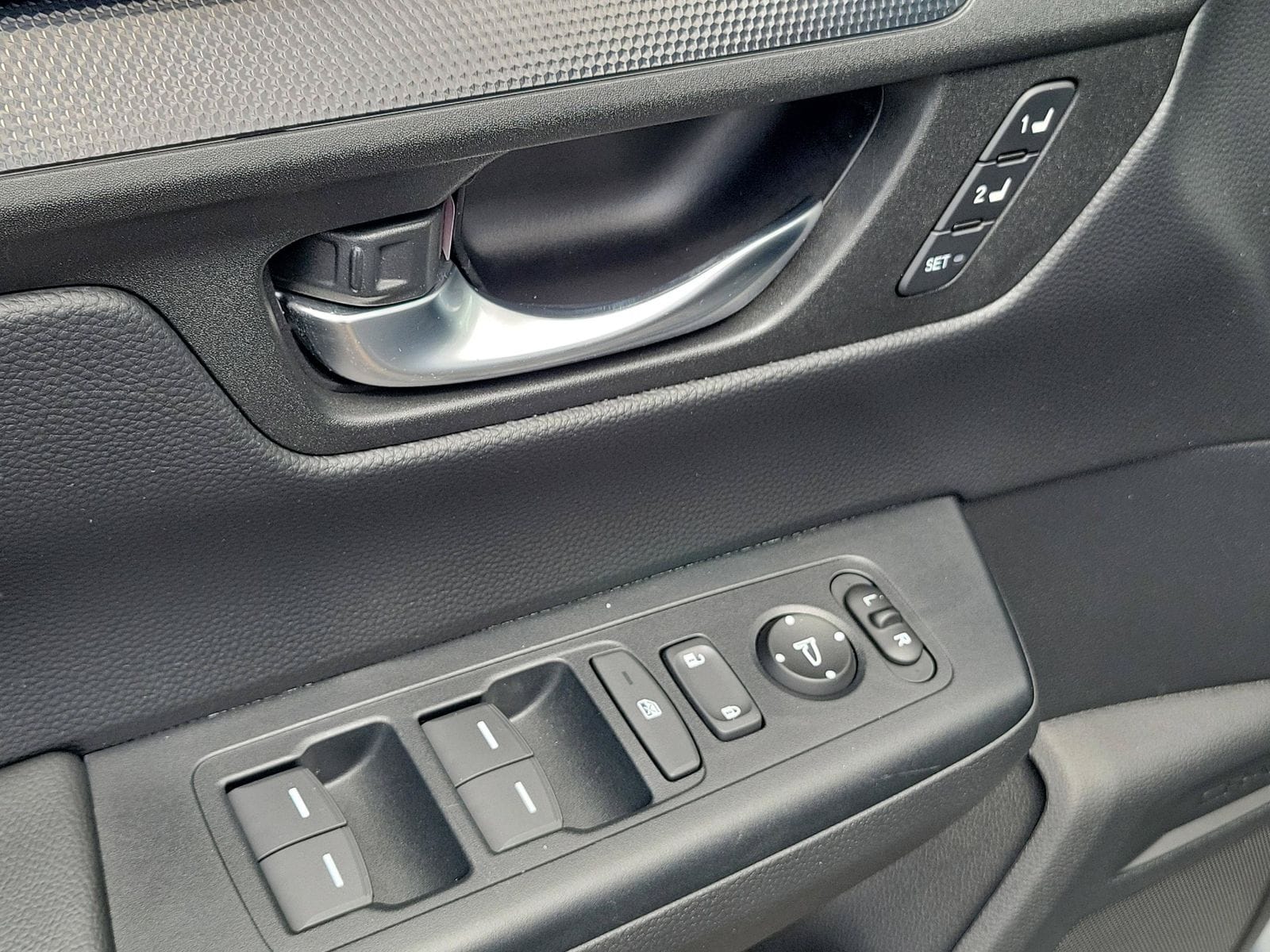 2024 Honda CR-V Sport-L - Photo 28