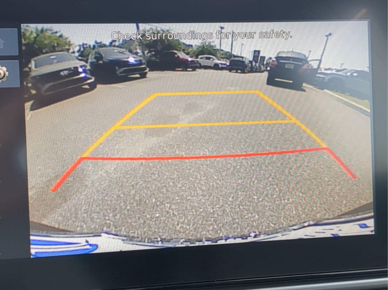 2025 Hyundai Venue SEL - Photo 25