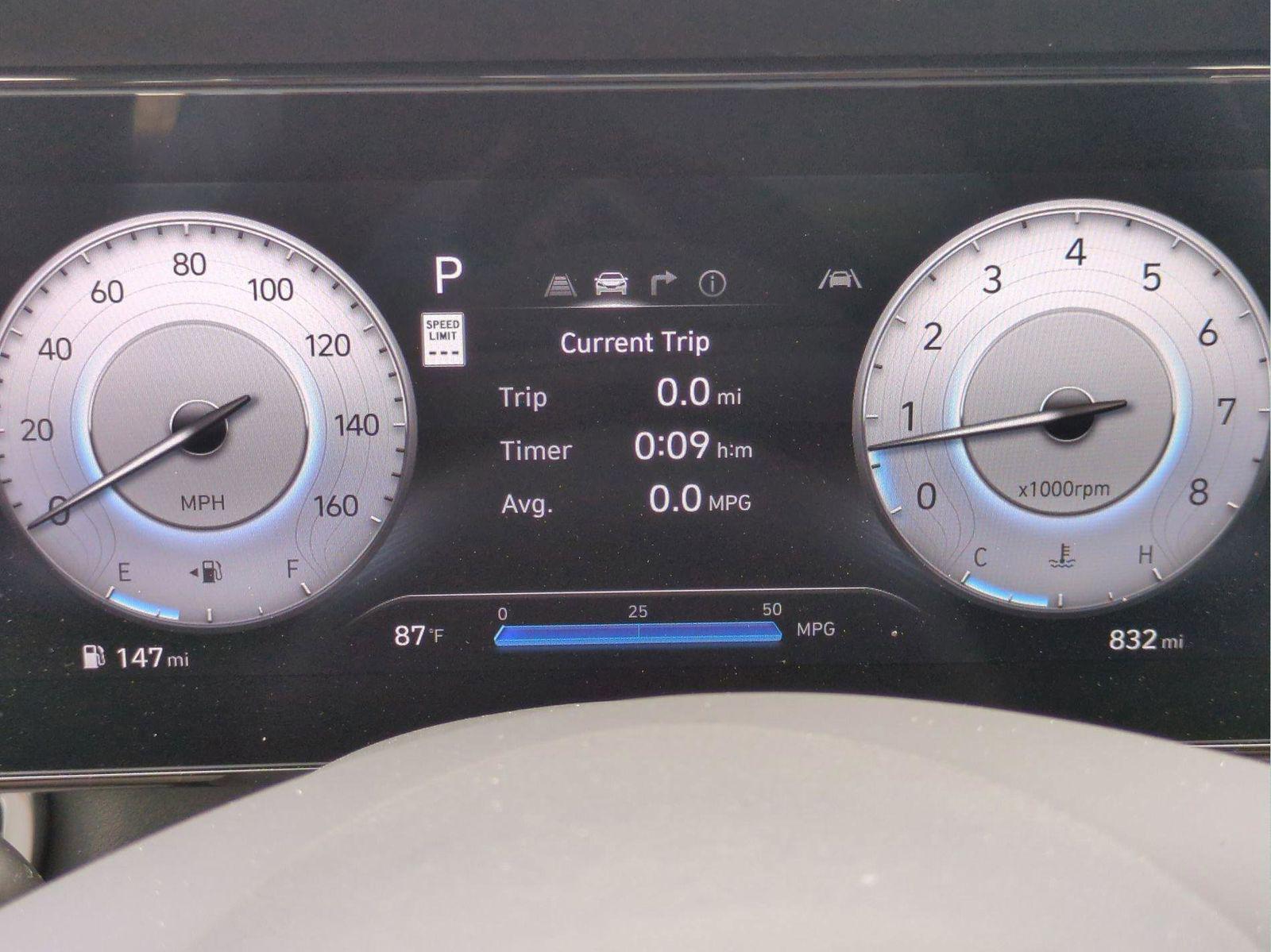 2025 Hyundai Elantra SEL - Photo 33