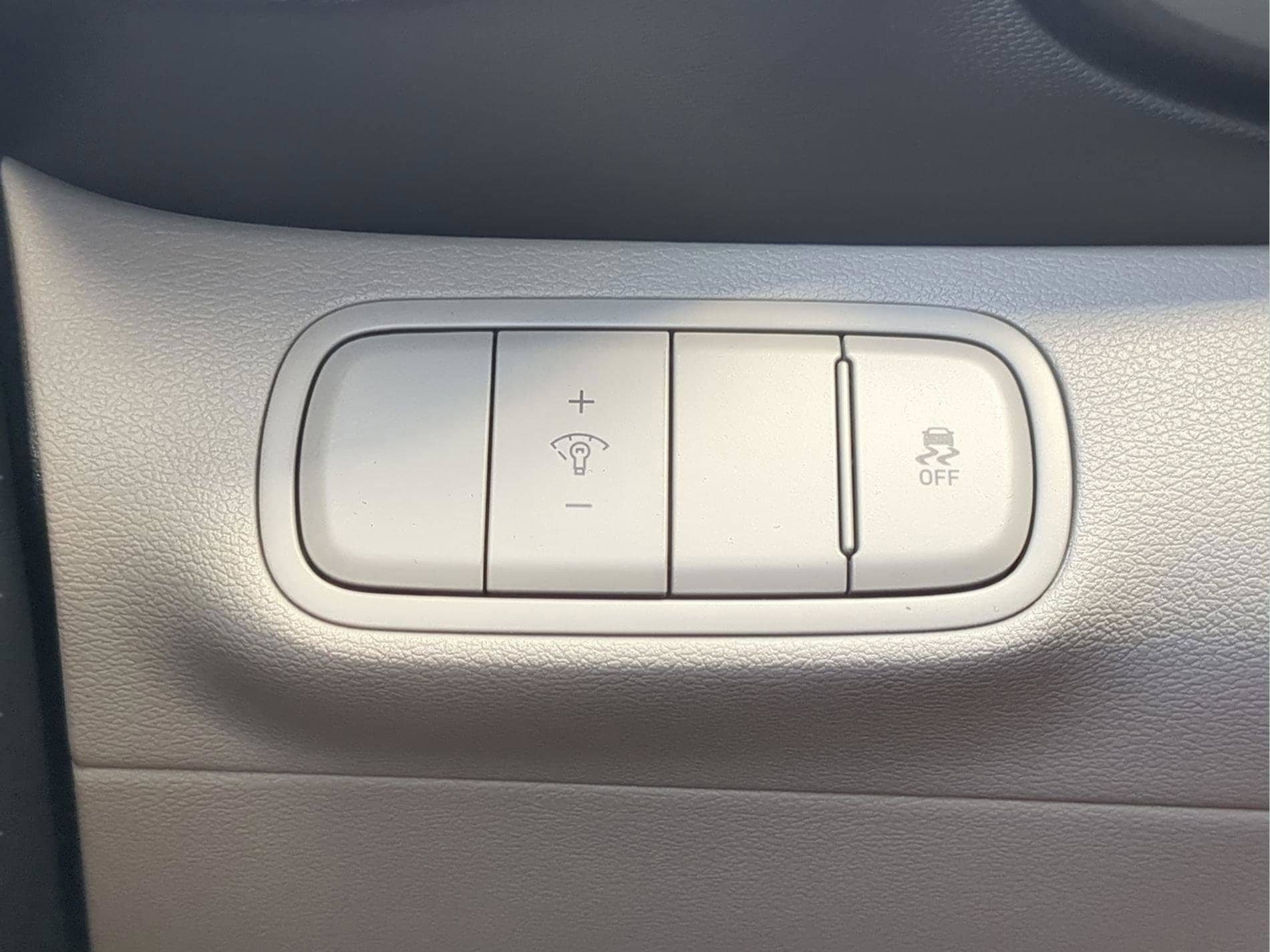 2026 Hyundai Venue SEL - Photo 29