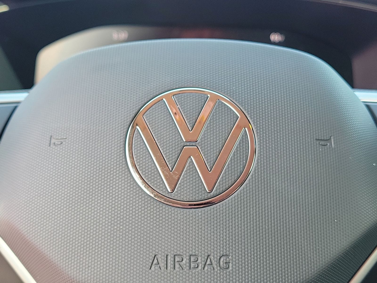 2023 Volkswagen Taos SE - Photo 33