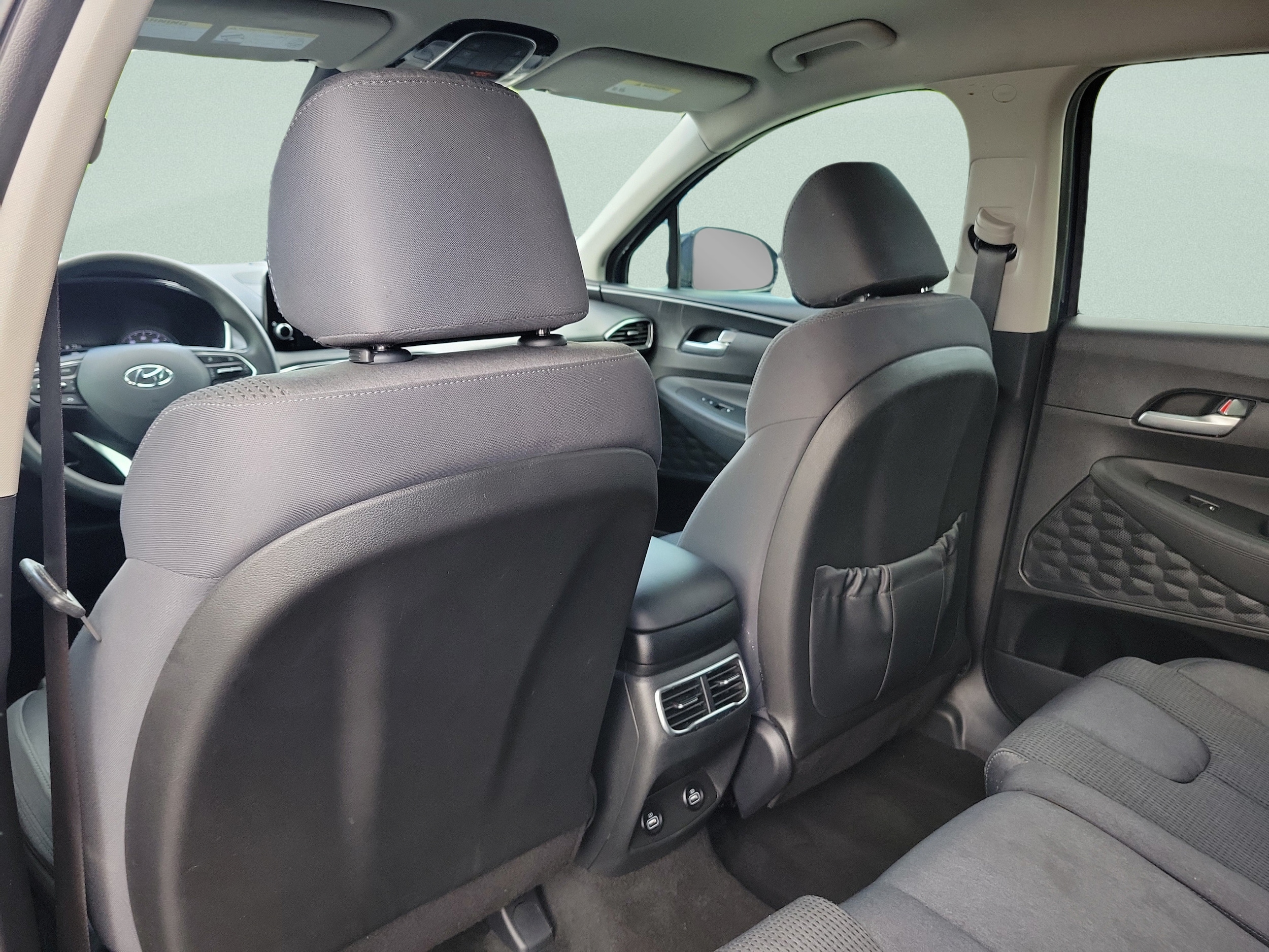 2021 Hyundai Santa Fe SEL - Photo 17