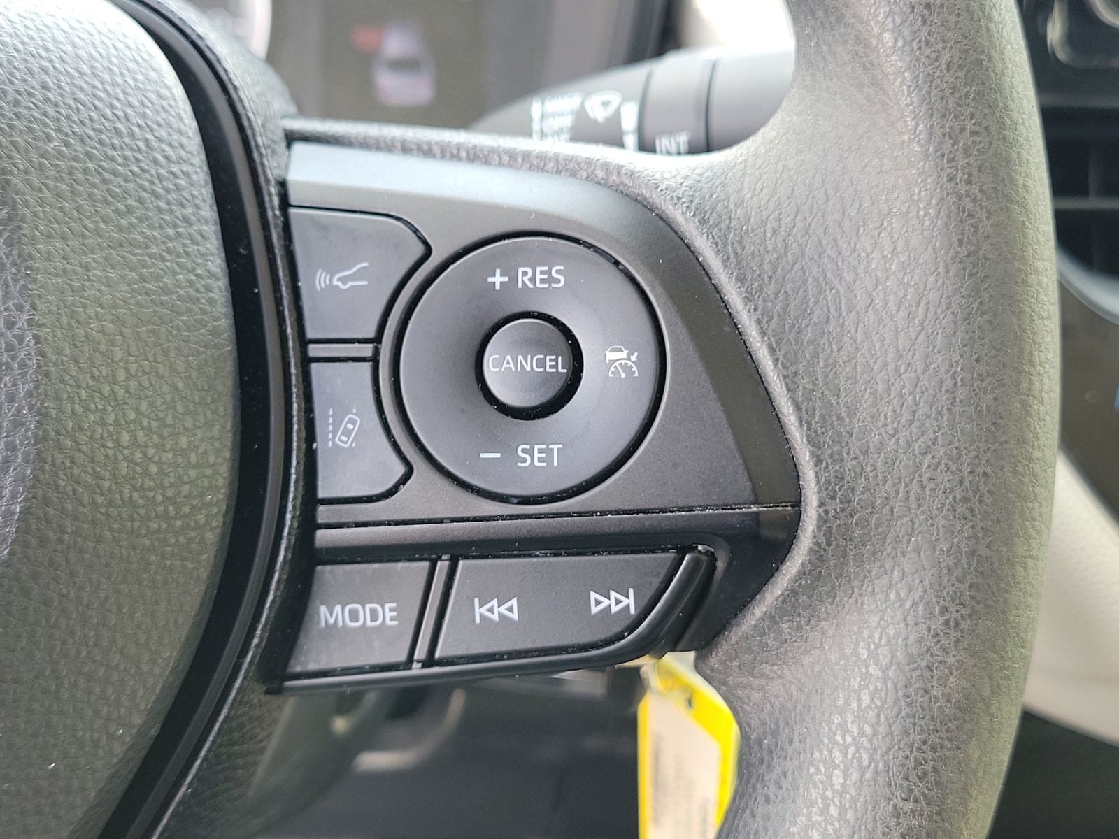 2020 Toyota Corolla LE - Photo 28