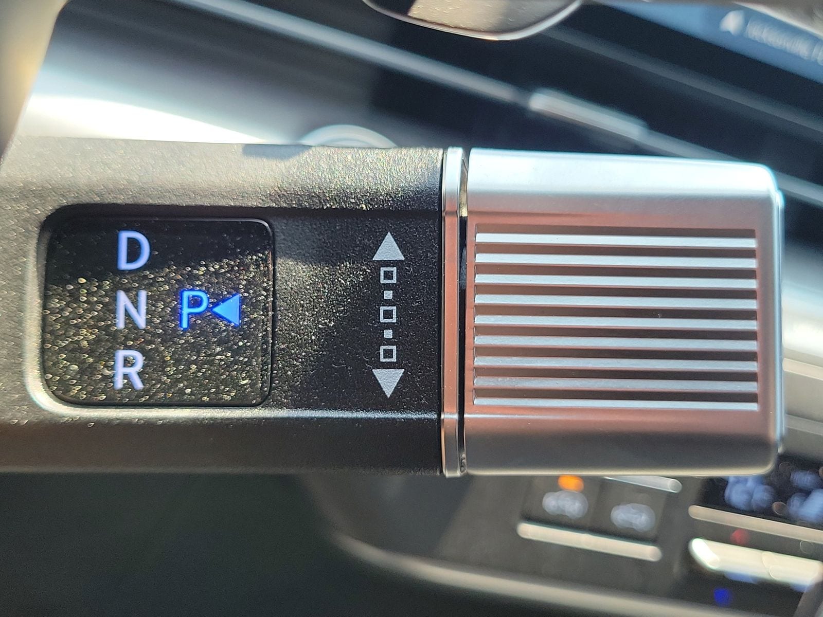 2025 Hyundai Kona SEL Convenience - Photo 32