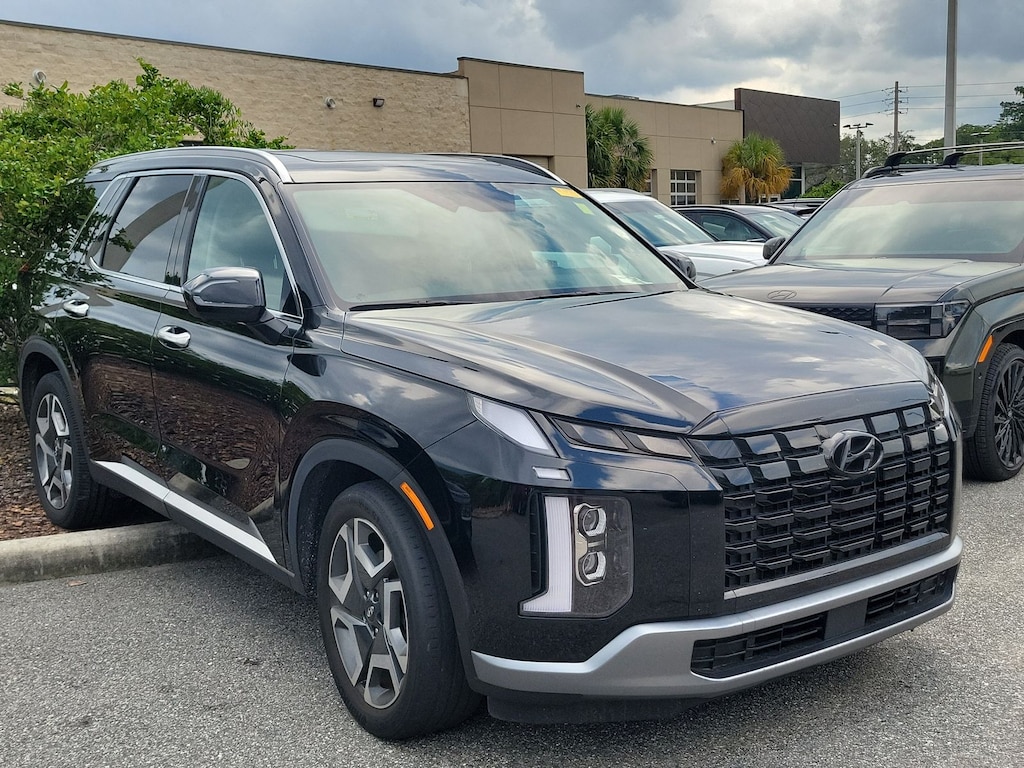 Used 2025 Hyundai Palisade SEL Premium SUV