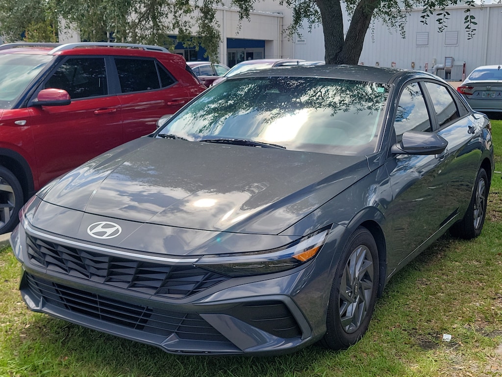 Used 2024 Hyundai Elantra SEL Sedan
