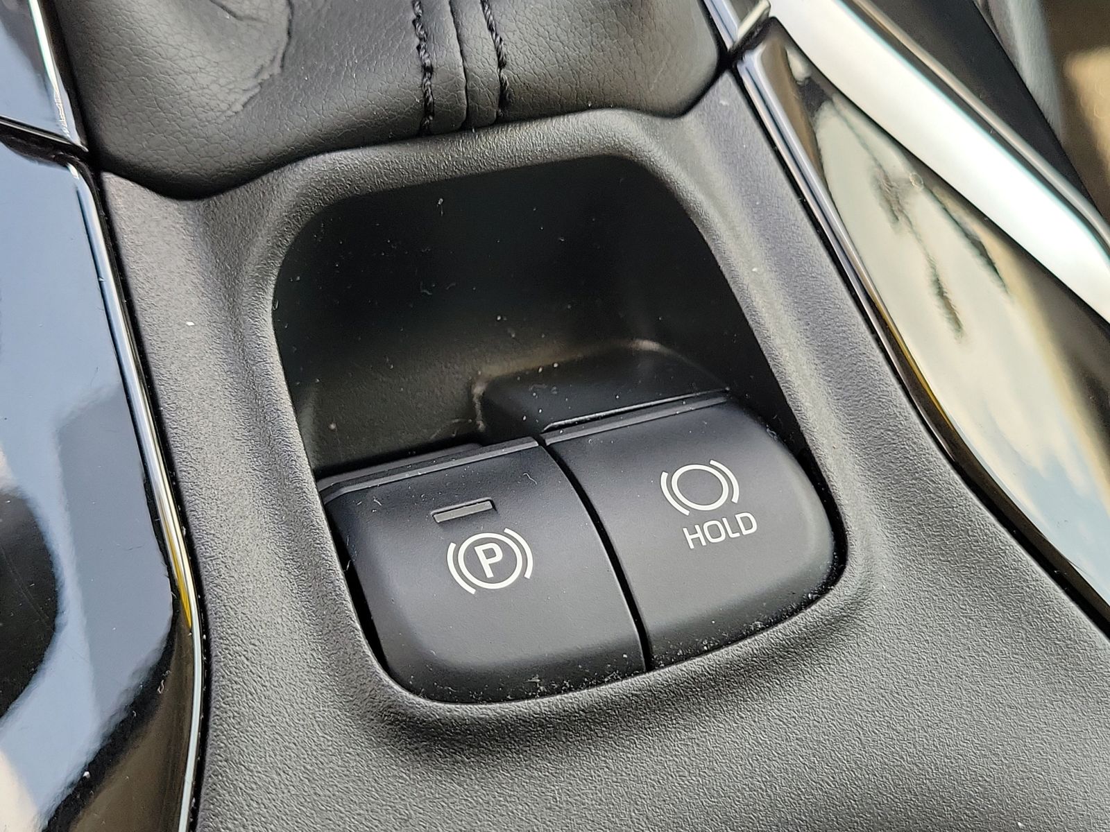 2020 Toyota Corolla LE - Photo 34