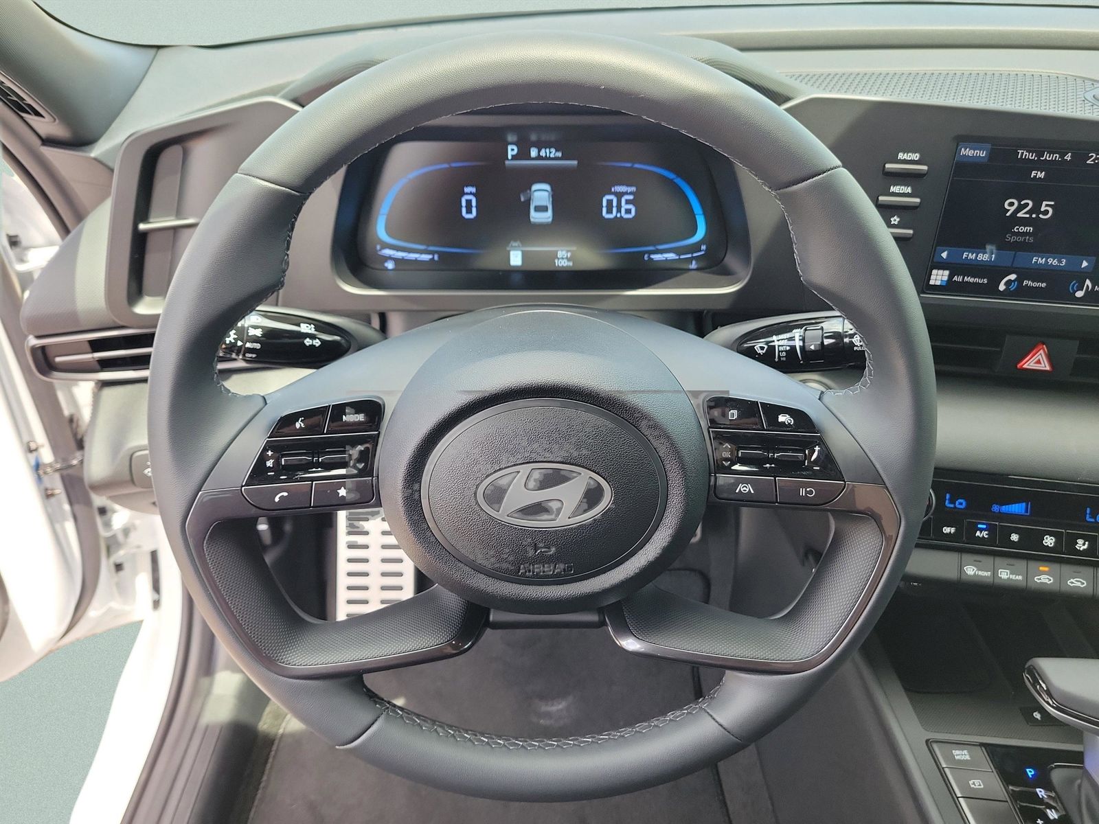 2026 Hyundai Elantra SEL Sport - Photo 26