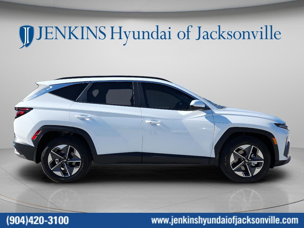 New 2026 Hyundai Tucson SEL FWD SUV
