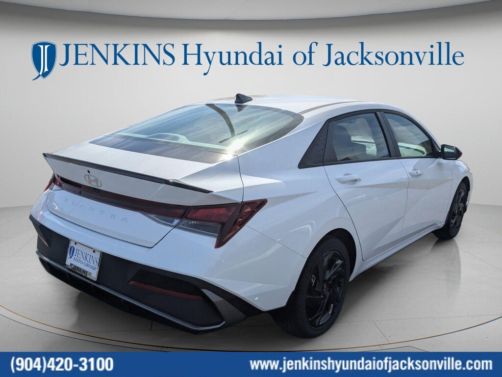 New 2026 Hyundai Elantra SEL Sport Sedan