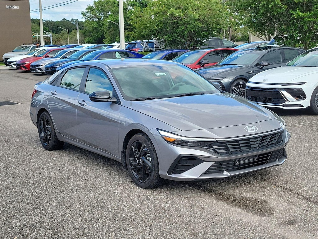 New 2026 Hyundai Elantra SEL Sport Sedan