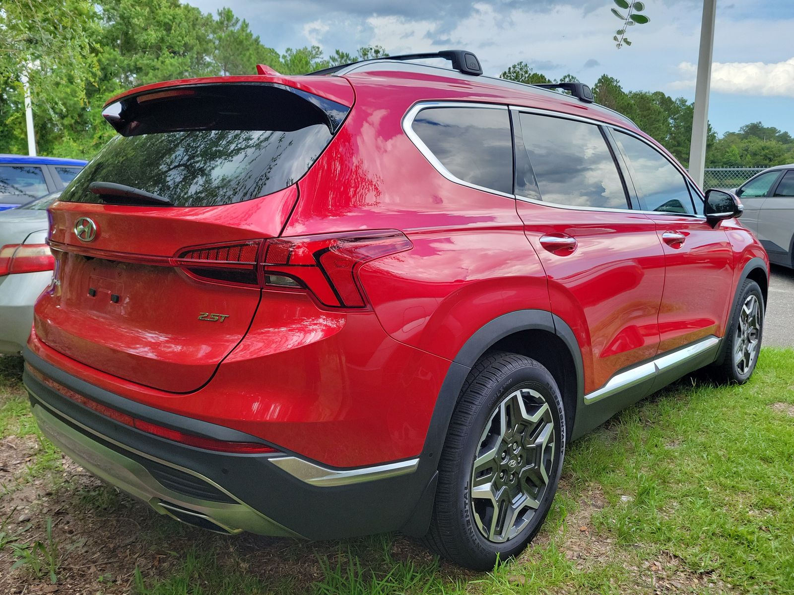 2023 Hyundai Santa Fe Limited - Photo 8