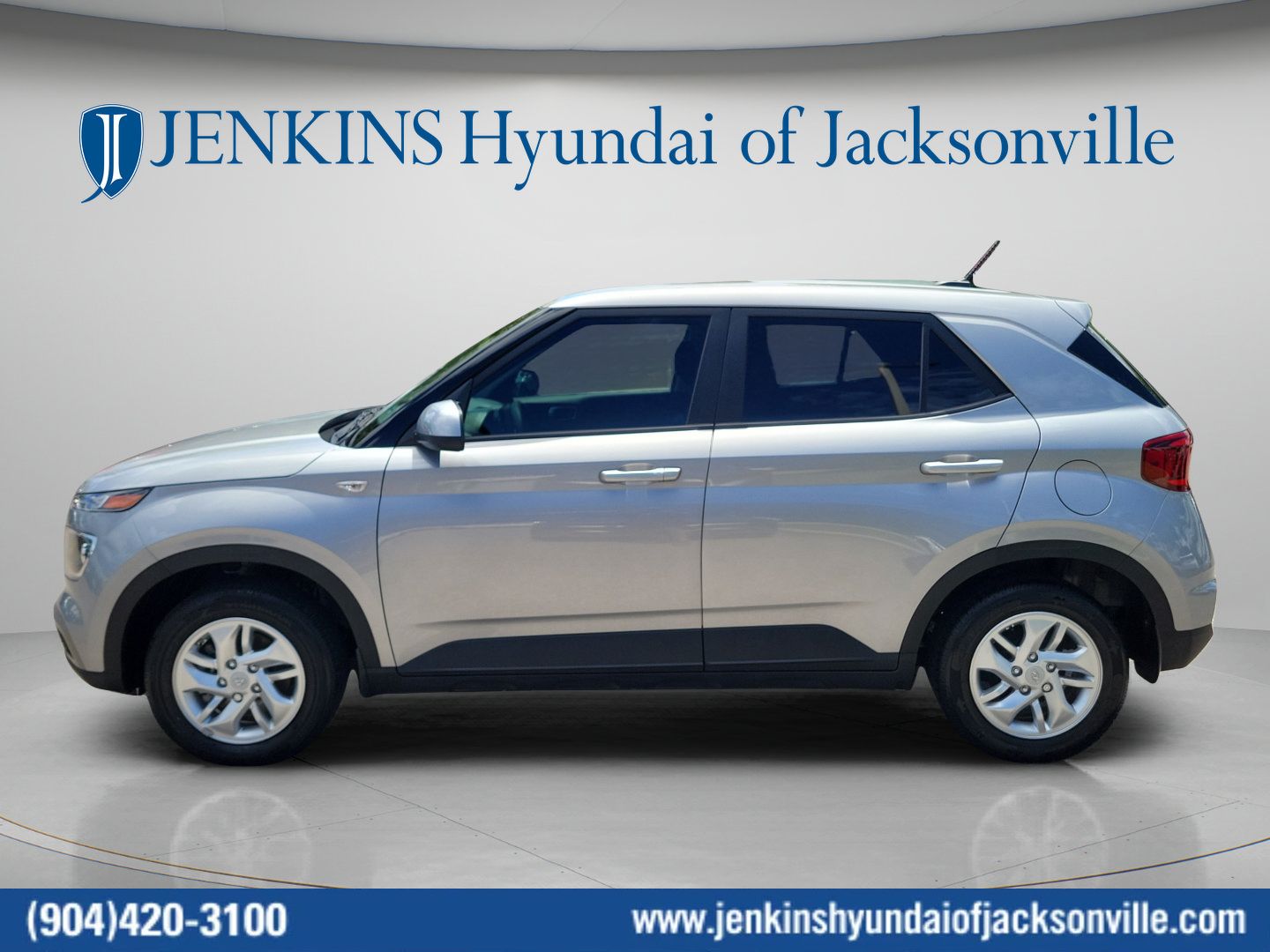 2025 Hyundai Venue SE - Photo 10