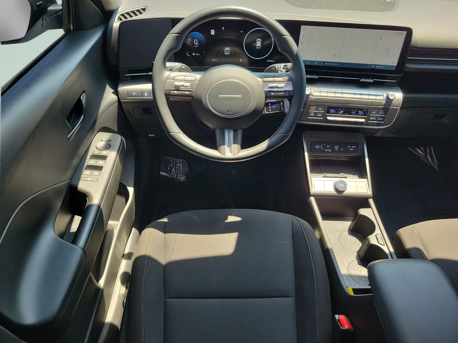 2025 Hyundai Kona SEL Convenience - Photo 21